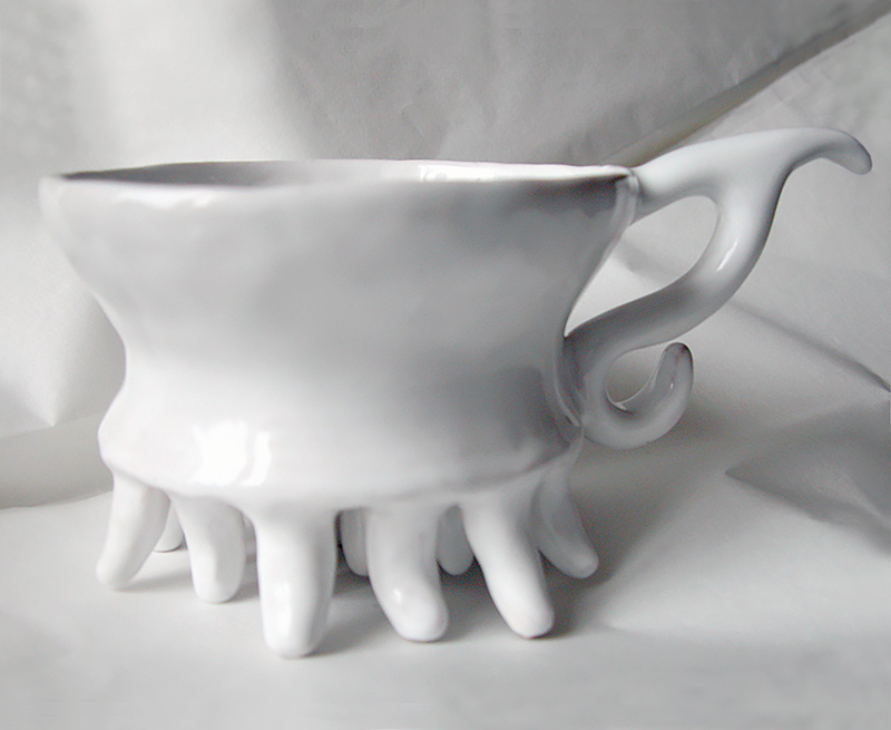 tazza inquieta, febbraio 2005