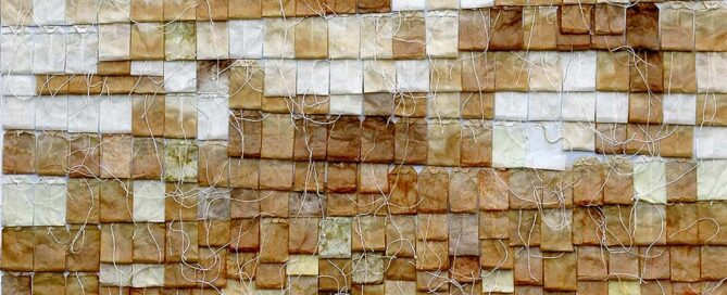 Armén Rotch, Structure perceptive, 2007, teabags on canvas