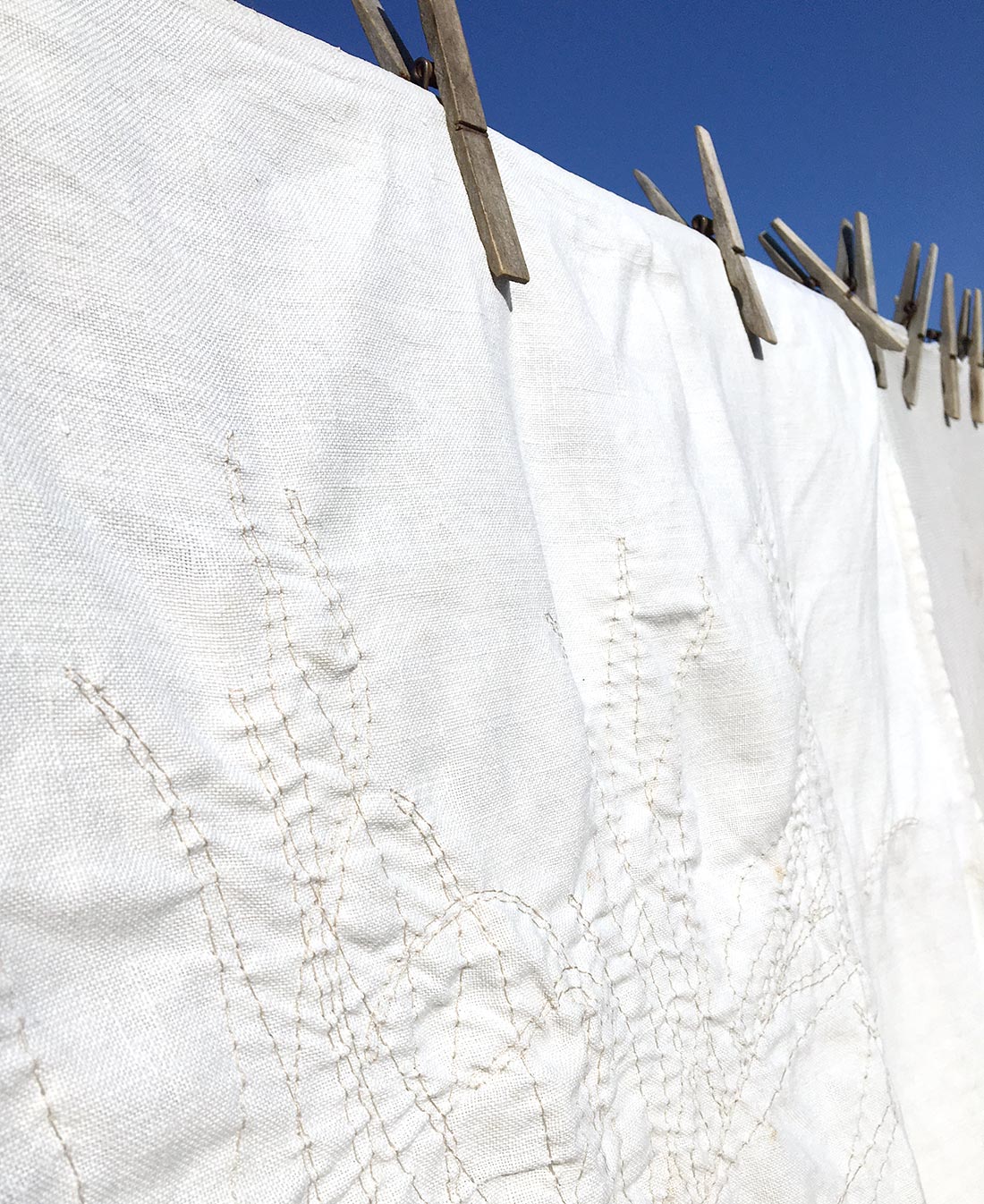 Ricamo contemporaneo al sole