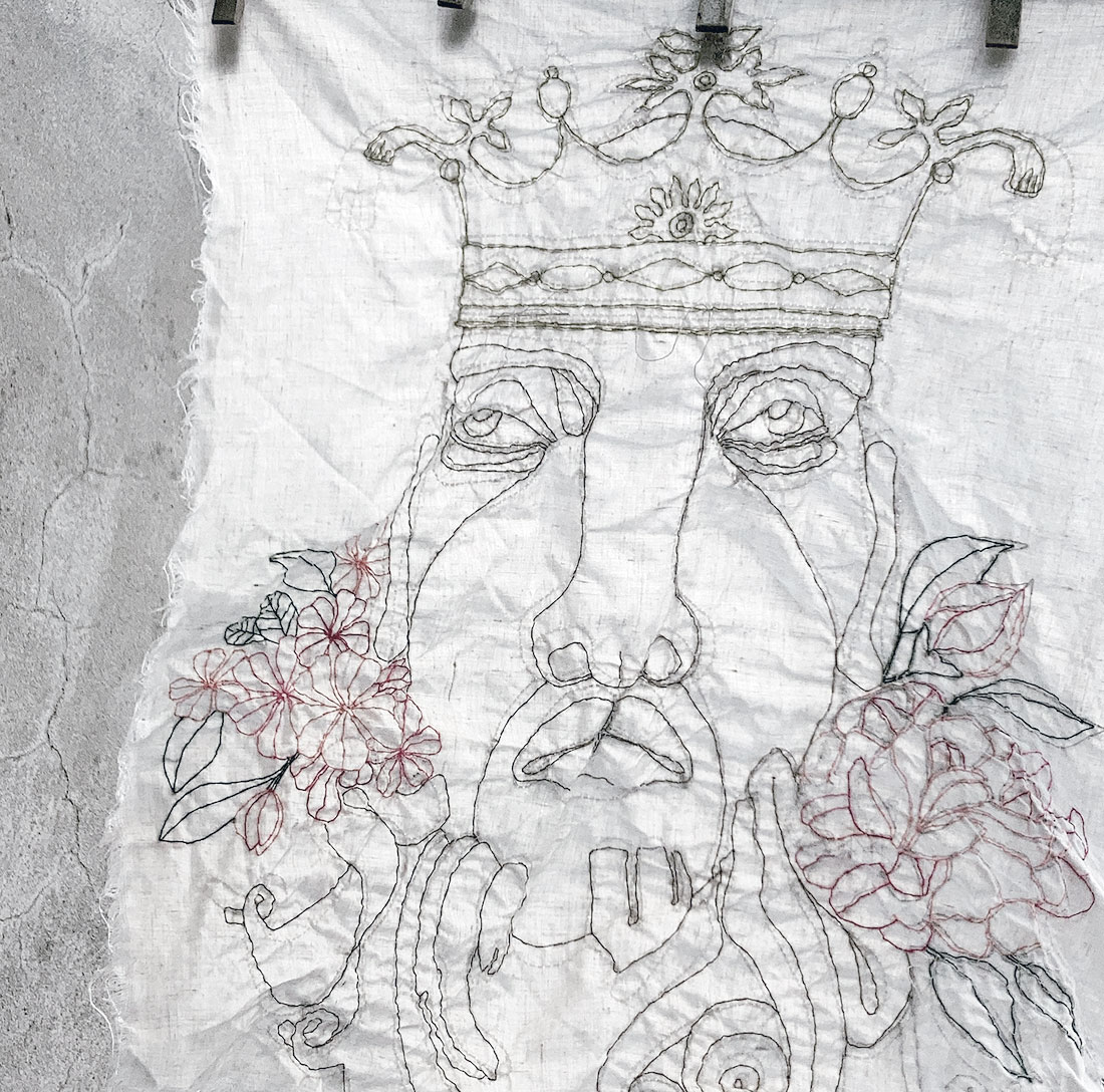 contemporary embroidery art, ricamo su sudario antico