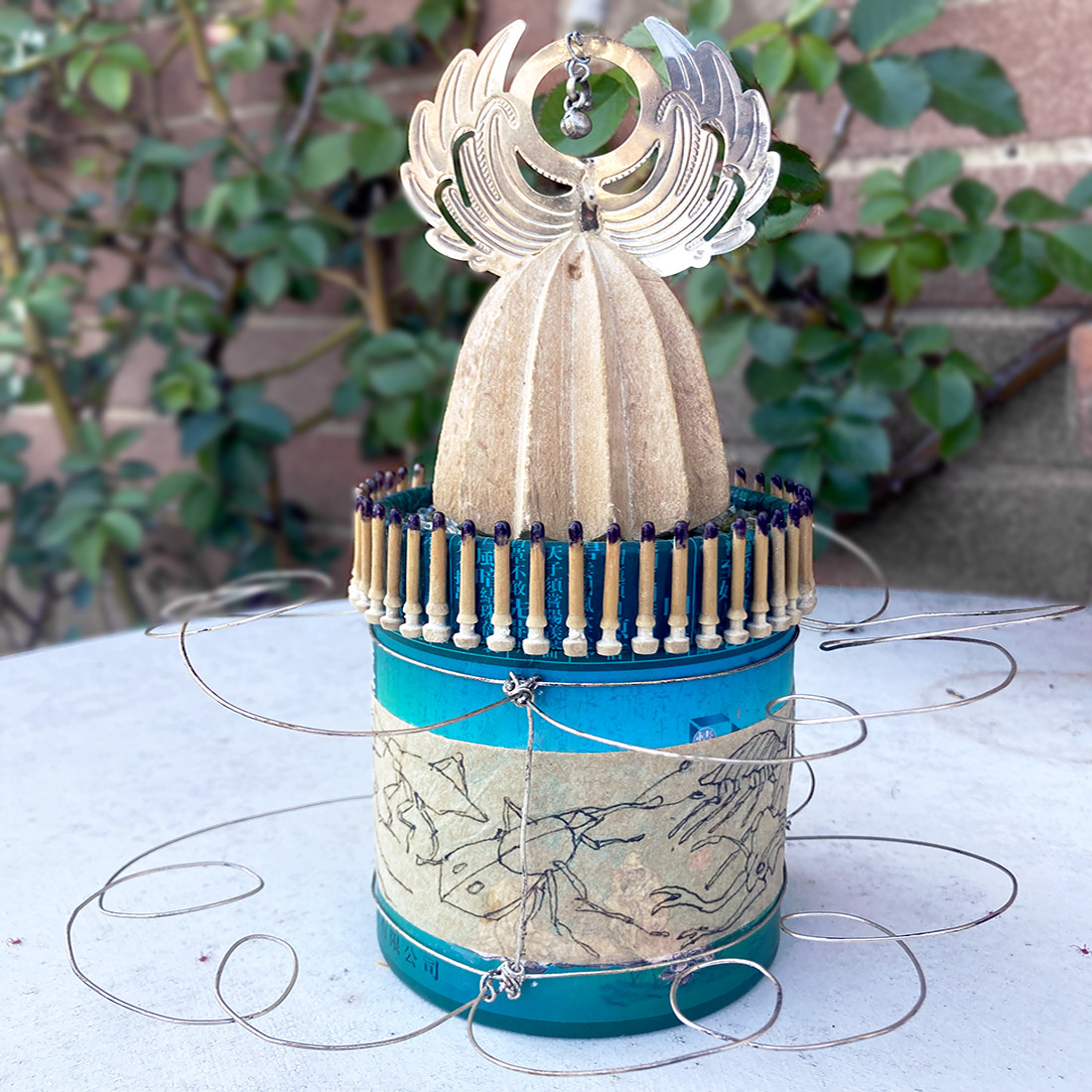 Ricamo contemporaneo ✦ Invece di aspettare, fazzoletto vintage, pezzo unico