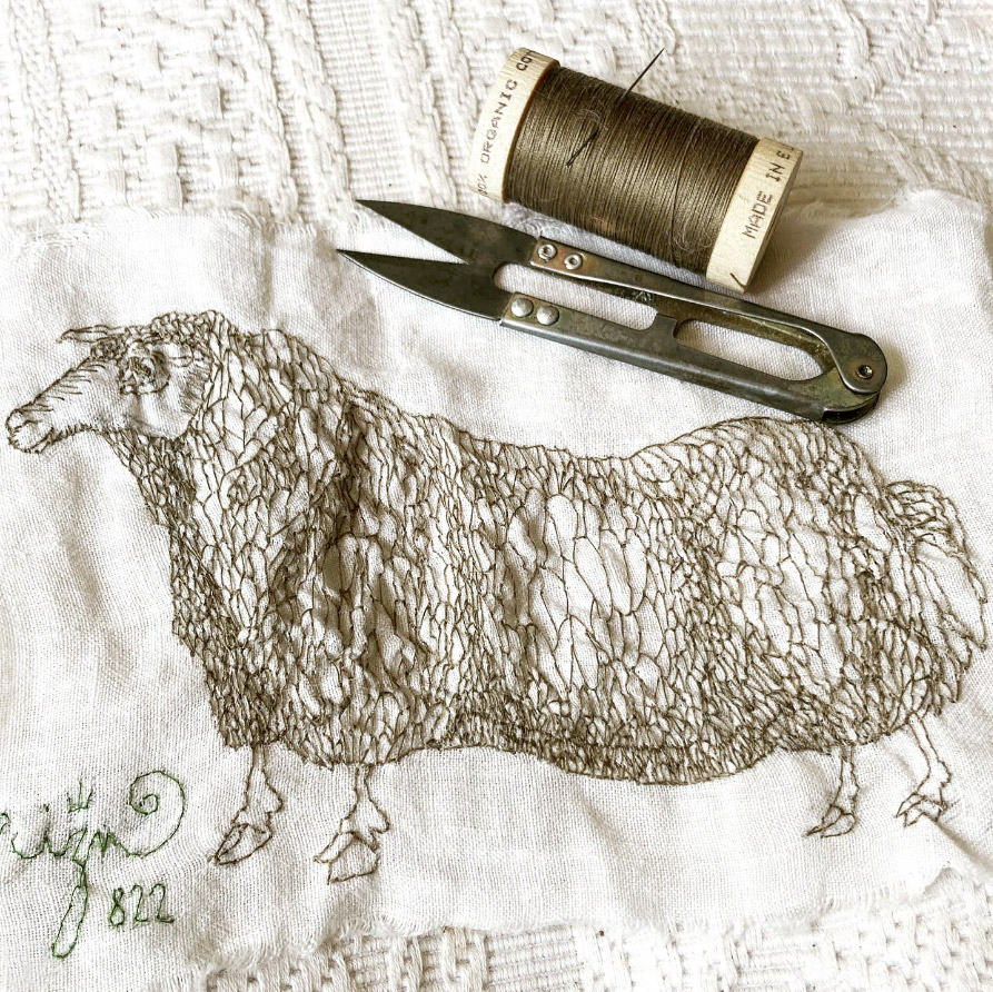 Ricamo su stoffa vintage